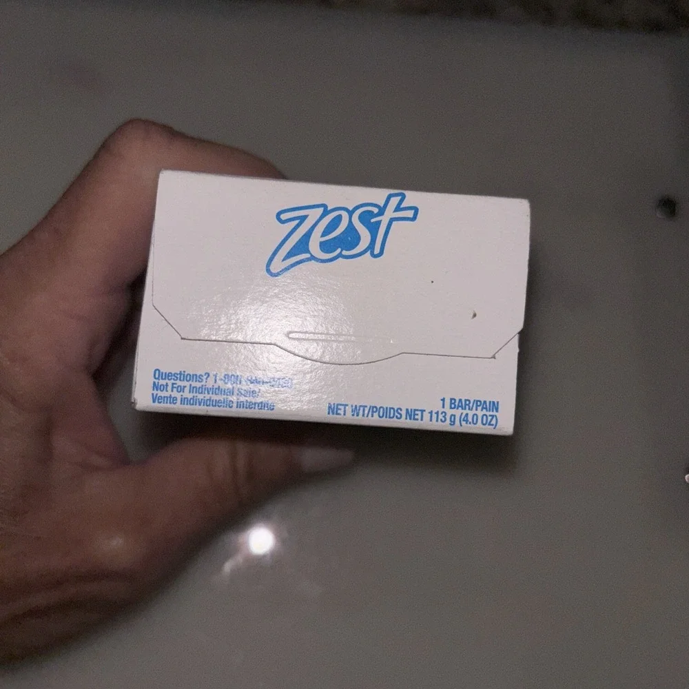 Vintage New Old Stock ZEST‎ 4 ounce Bar of Bath Soap New Deadstock. 3694